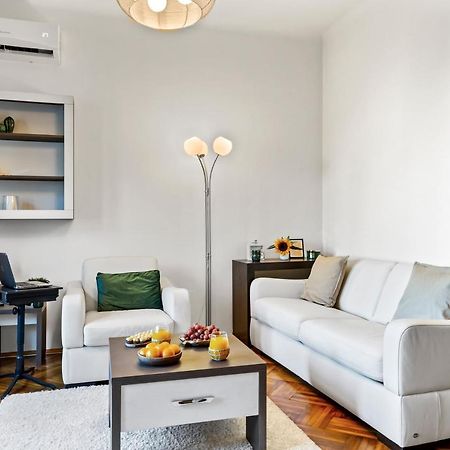 City Vibes Apartment Бухарест Екстер'єр фото