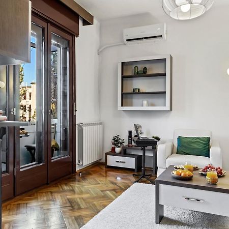 City Vibes Apartment Бухарест Екстер'єр фото