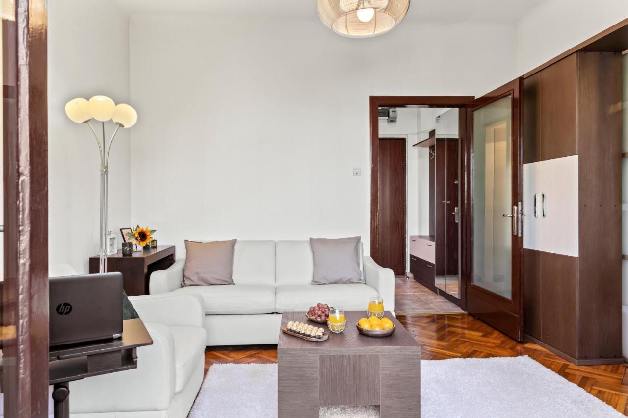 City Vibes Apartment Бухарест Екстер'єр фото
