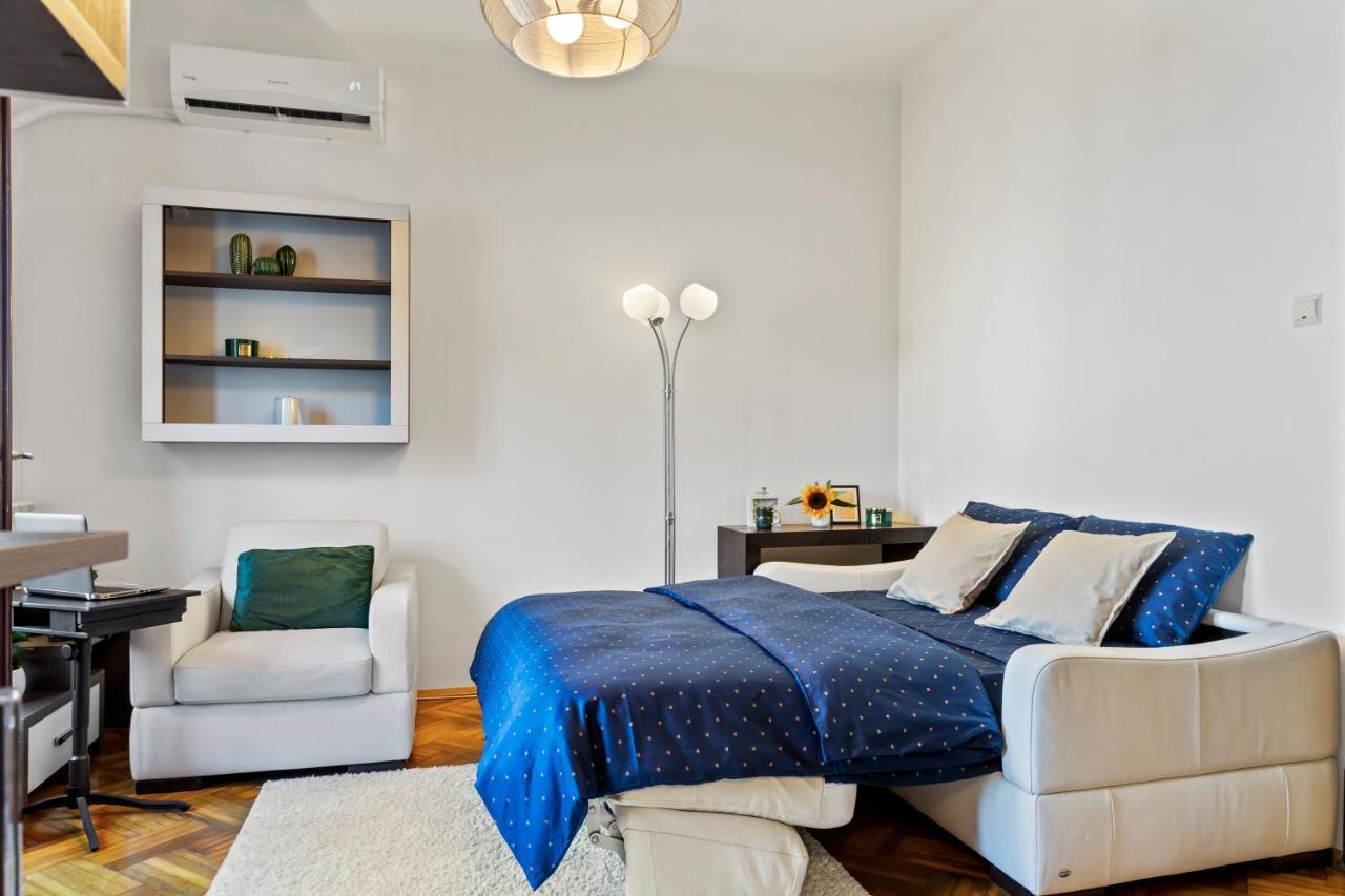 City Vibes Apartment Бухарест Екстер'єр фото