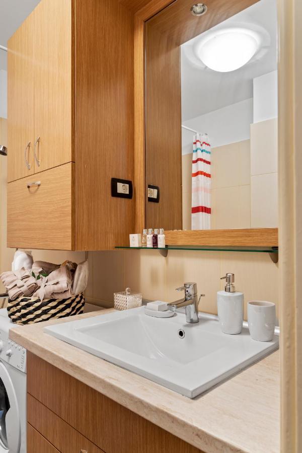 City Vibes Apartment Бухарест Екстер'єр фото